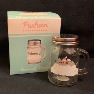 Pusheen Salt Shaker NWT